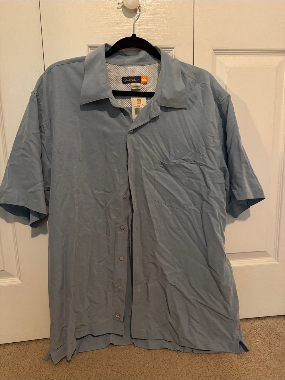 Quiksilver Men’s Pale Blue Short Sleeve Button-Down Shirt
